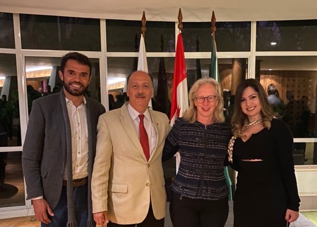 Adido comercial do Canadá no Brasil, Franz Brandenberger e embaixadora do Canadá no Brasil, Jennifer May